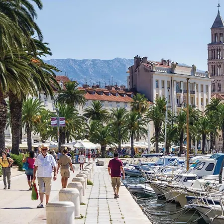 Beautiful In Lovorje